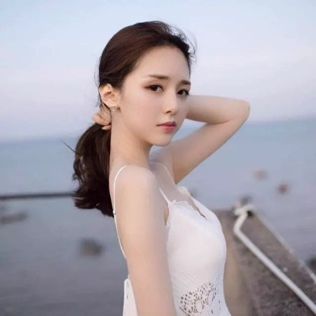 什么样的标准才称得上是美女 906a3814d2824c508248ffe98203da72.jpeg