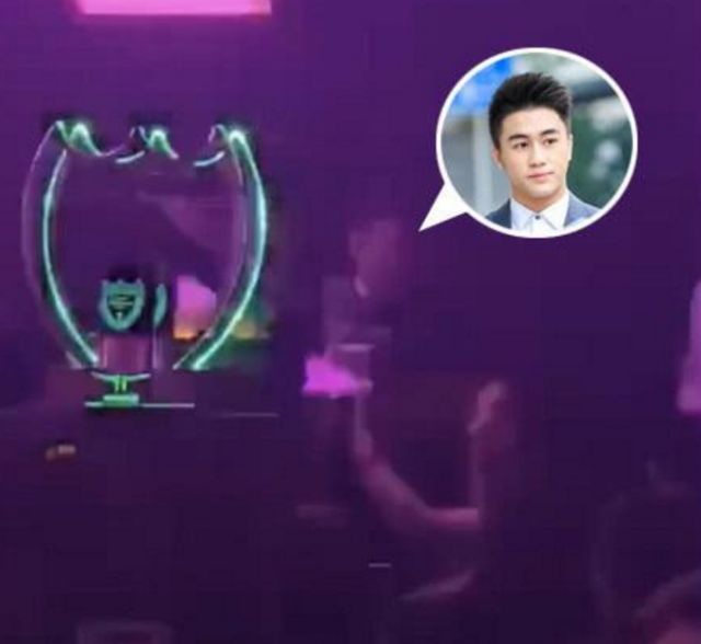 求婚奚梦瑶47天后,何猷君被偷影在夜店与辣妹丧饮?! www.imeee.net 求婚奚梦瑶47天后,何猷君被偷影在夜店与辣妹丧饮?! imeee.net