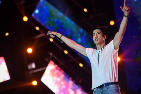 国际网红歌曲 a1053b3421bf411abc09f93198c51f33.jpeg