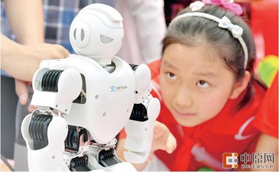 河南成全国第一教育人口大省 各级各类学校达5.36万所