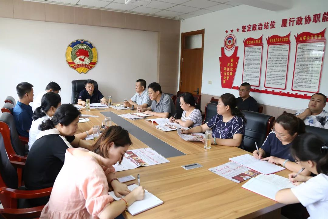 总量是反映整个社会经济活动_社会实践活动照片(2)