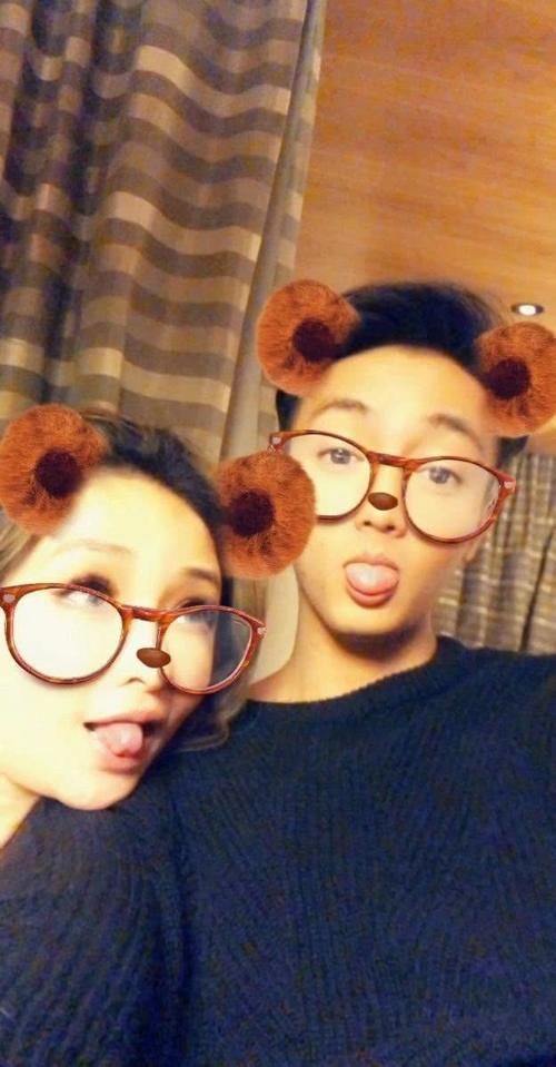 萧亚轩公布恋情,新男友年仅24岁, 三年前就传