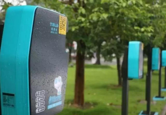 v2g充电桩是怎么样的 f556056921114e01a18d0da0dce7eb04.jpeg