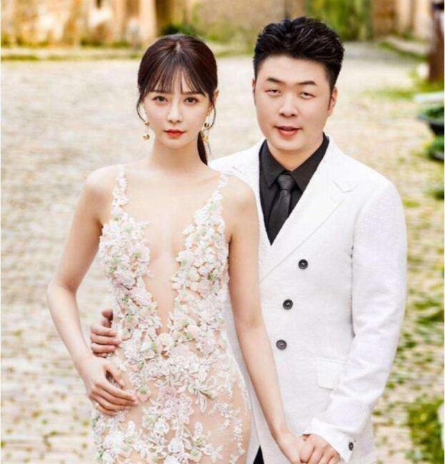杜海涛婚纱照_杜海涛沈梦辰婚纱照(2)