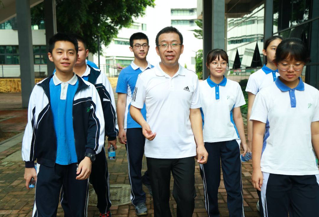 超赞南山园丁连获四届深圳年度教师殊荣这次是育才中学孙道国老师