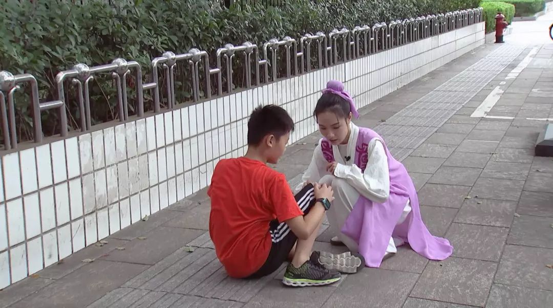 《德润童心》垃圾分类系列短剧--过期药品怎么