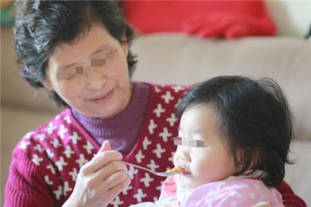                    孩子睡觉之前，宁可饿着也不要碰这四种食物，容易积食不长个