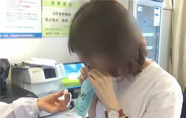                     8岁女孩肠内溃疡，罪魁祸首竟是妈妈，千万别再这样吃饭了！