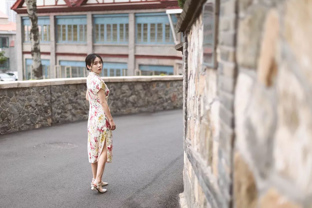 好看墙壁拍照姿势大全 5feffe41fda44908b965fa0e08e404b0.jpeg