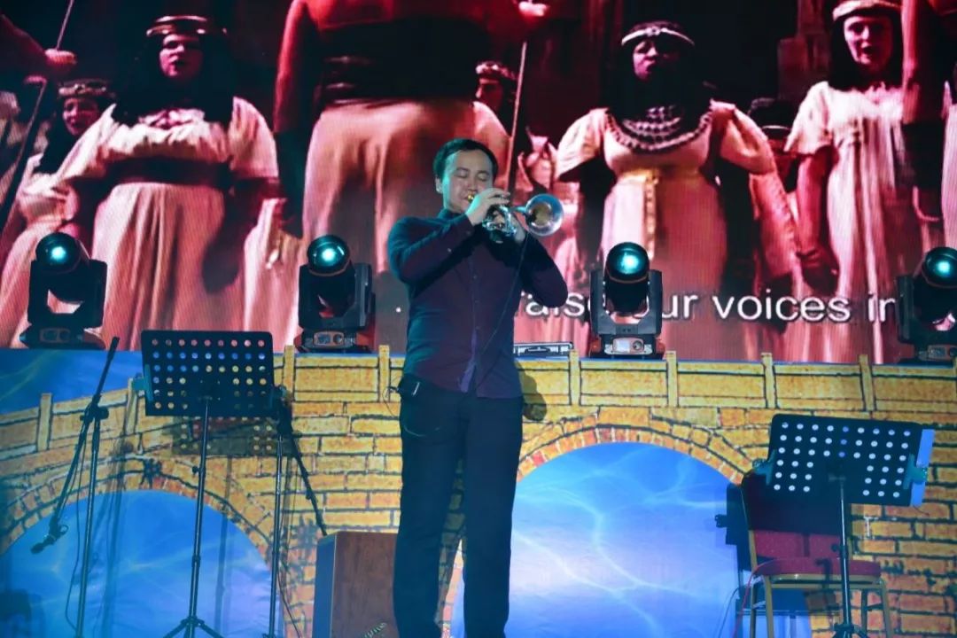 影视剧主题曲专场 6983069330e24c869076f208c1ac2340.jpeg
