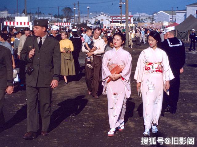 美军拍摄的日本妇女，四十年代末期