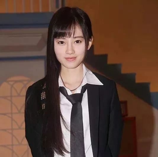 鞠婧祎出道时间是几月几号 100103c410994be0974dae4ea375f305.jpeg