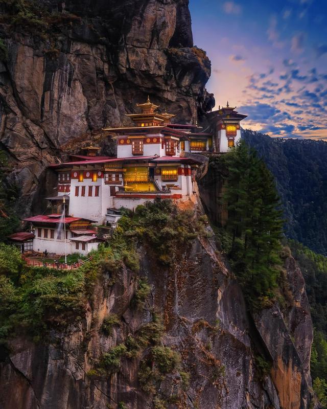 不丹旅游攻略丨每年只有几千人去过,去一次不丹感受佛教信仰