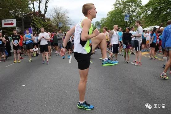如何选择适合自己的跑步比赛 abc32bf469bb4e1d95184af98aba284e.jpeg