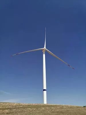 王圈分散式30mw风电场首台风机并网发电