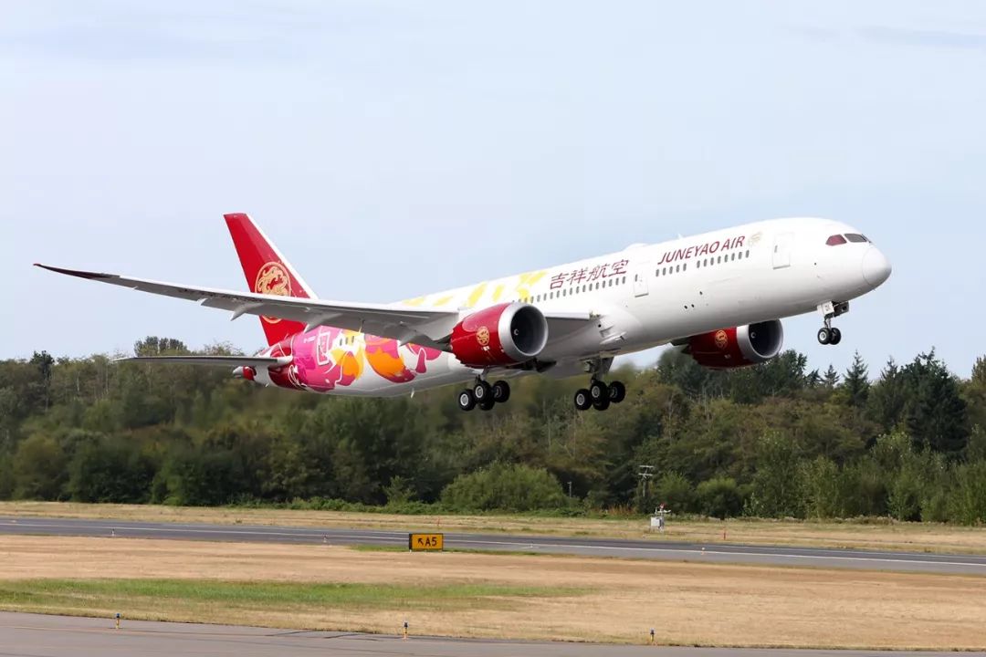 吉祥航空第5架波音787璀璨花瓣与藤蔓涂装b20d1完成首次客户试飞