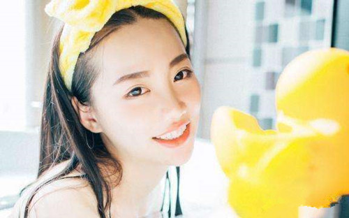 平常心的正脸 d97b9c4a99104715a40deaeea1ed890b.jpeg