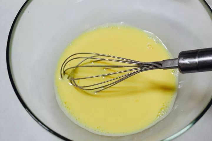怎样做牛奶蛋液 f541530bec35459f841ab47f6a54b9a6.jpeg