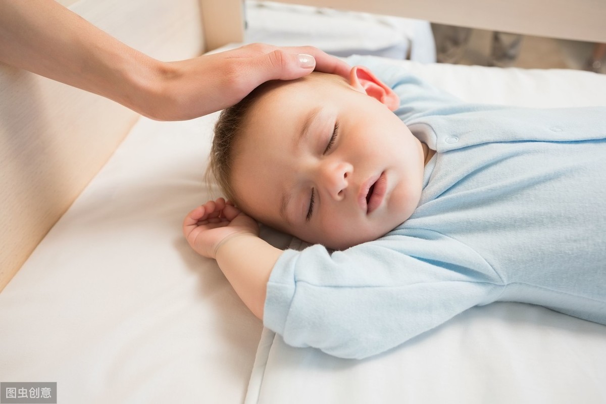                     妈妈一定要培养好新生儿的睡眠习惯