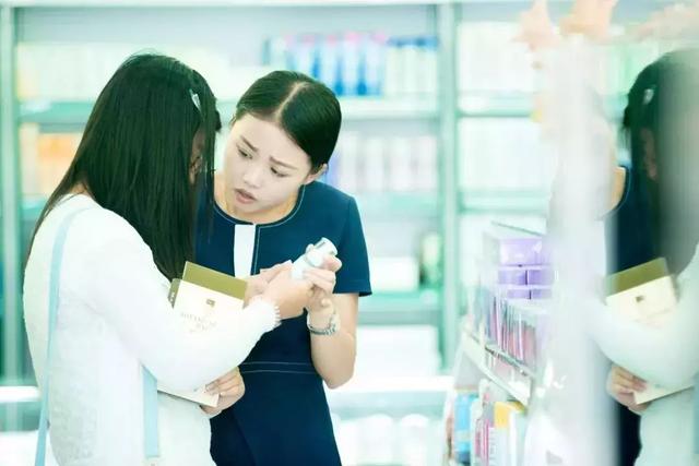 学会这套黄金话术，必出彩妆大单！