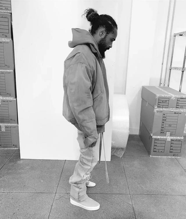 资深潮人,那些穿 FEAR OF GOD 的高街男孩