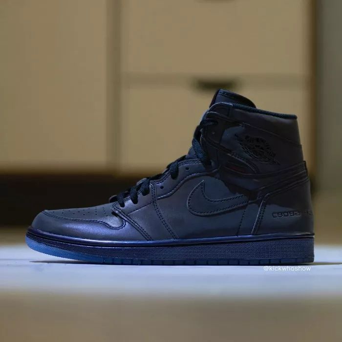 aj1 zoom r2t