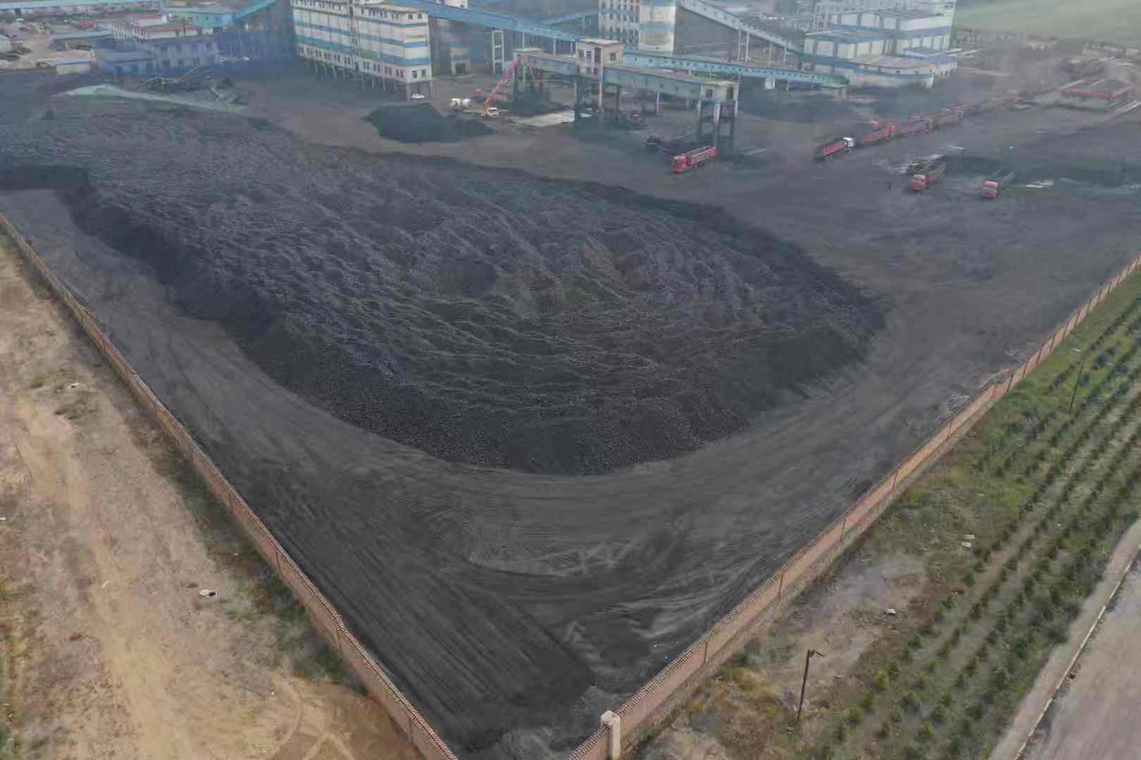 山西右玉县:东洼北煤业污染肆意群众质疑环保监察“无力” 山西右玉县:东洼北煤业污染肆意群众质疑环保监察“无力”