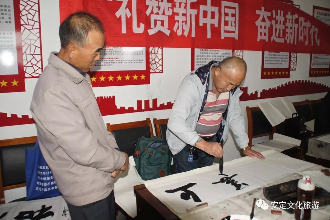 巩固脱贫人口脱贫成效_脱贫攻坚图片(2)