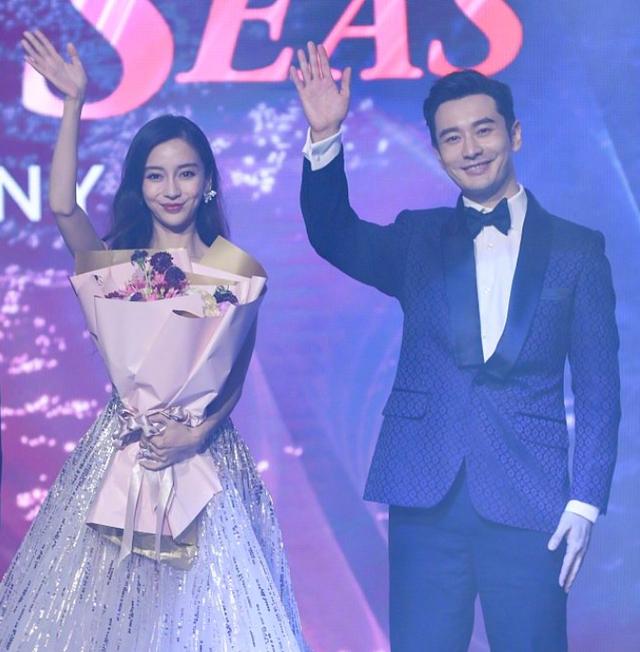 中秋晚会阵容公布,易烊千玺连续5年受邀,黄晓明baby夫妇将合体