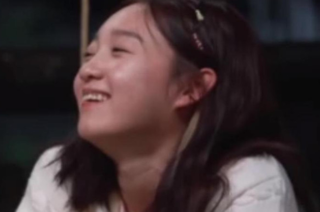 肉吃众人口_一家四口人的简笔画图(2)