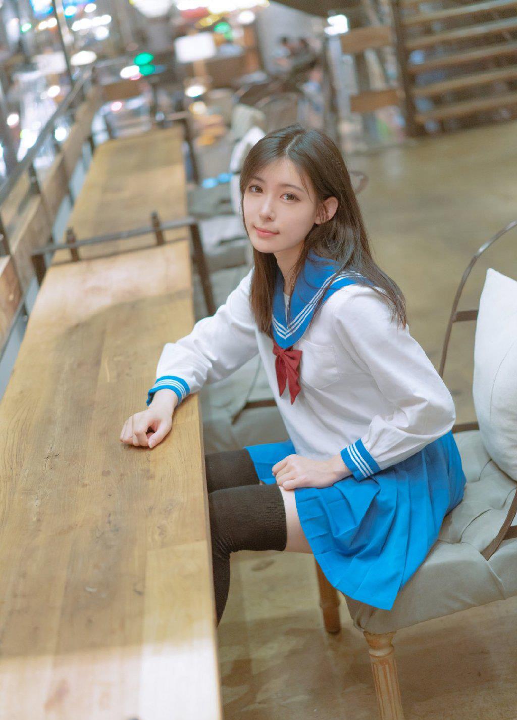 性感美女jk制服黑丝诱人写真