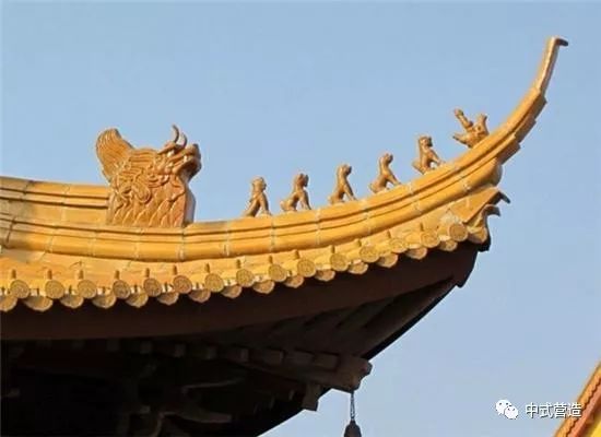 飞檐飞檐是汉族传统建筑檐部形式,多指屋檐特别是屋角的檐部向上翘起