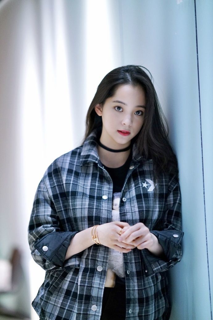 欧阳娜娜ai智能换脸网站