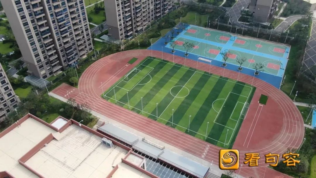 句容市凤凰城小学(句容市崇明小学凤凰城分校)位于南京东郊——碧桂园