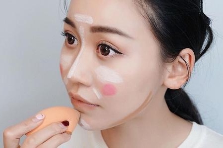 如何选择适合自己的美妆蛋 de2532daa33c41e88025463663d836eb.jpeg