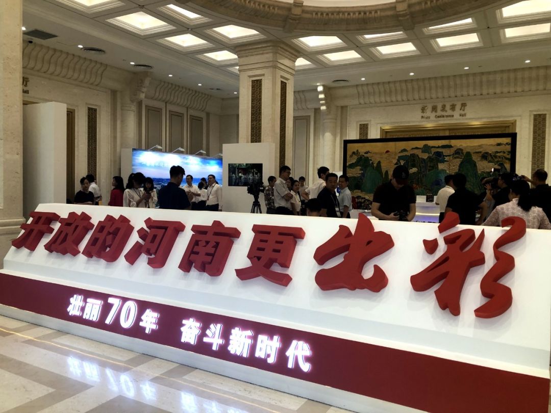 今天中午小乐 