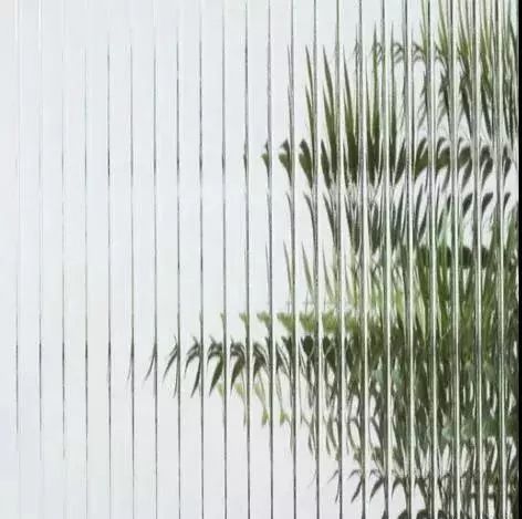 长虹玻璃能轻松驾驭各种家居风格,想让玻璃门提升一个档次,选它准没错