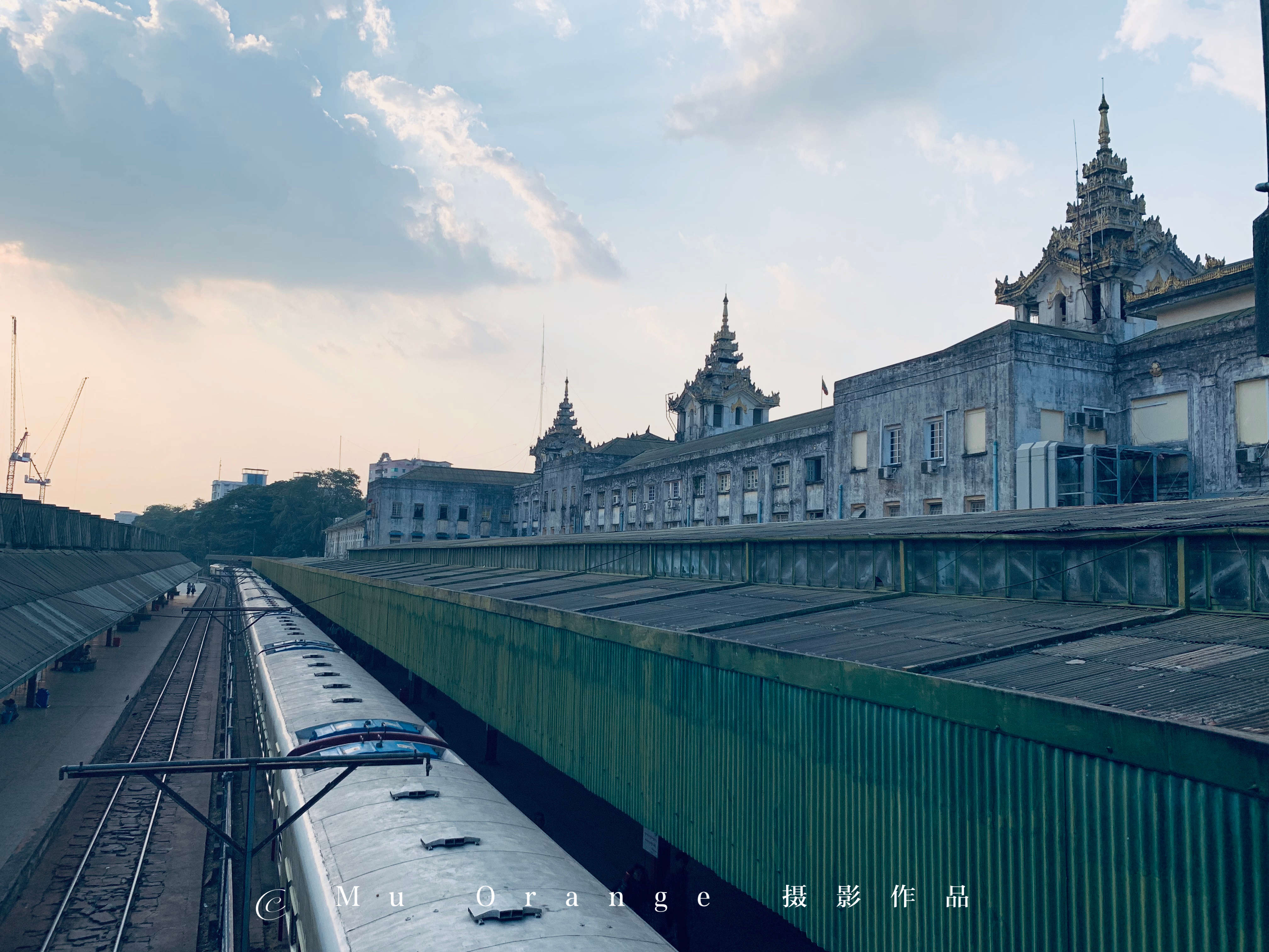 奇｜中國鄰居，它是世界最不發達國家之一，火車沒有汽車快 旅遊 第3張