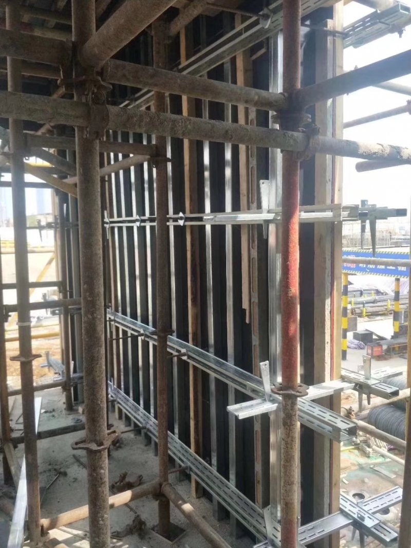 方圆建筑模具新型模板加固体系