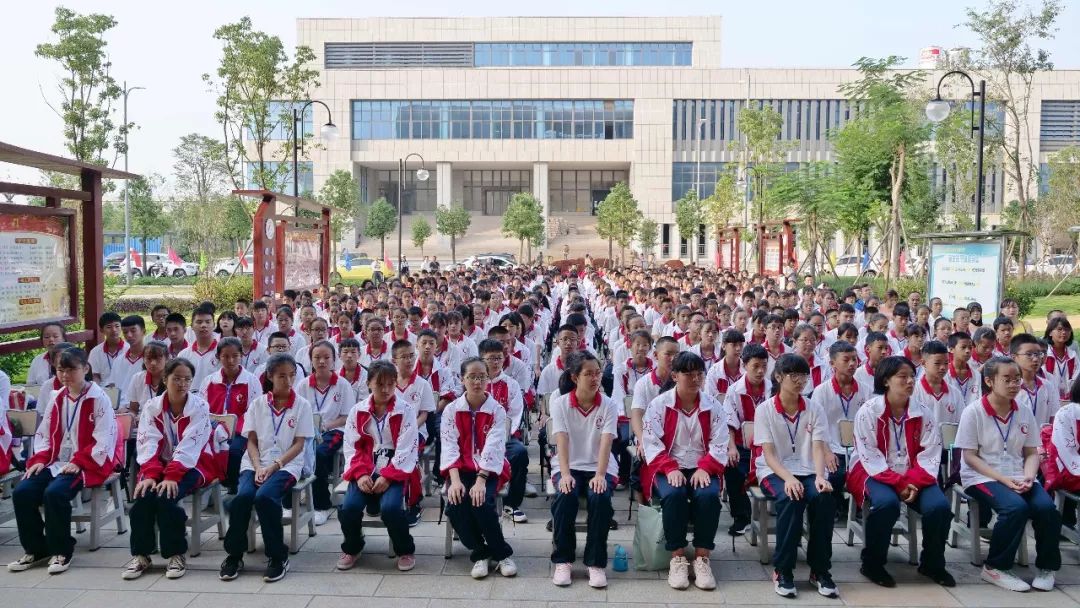 【关注】中央民大附中红河州实验学校开学啦!