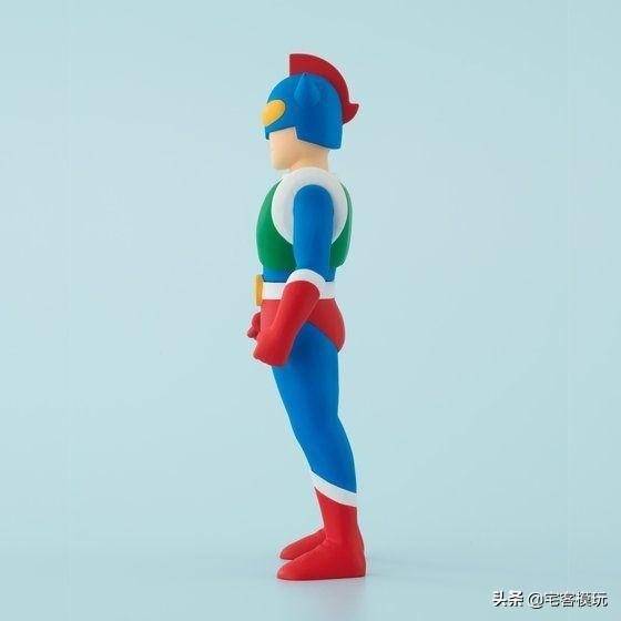 模玩资讯:万代《蜡笔小新》动感超人立体化人