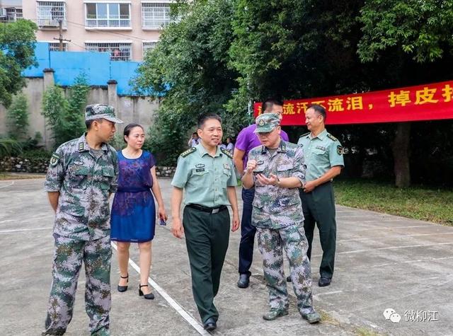 在预定新兵役前训练正在有序开展之际,柳州市委常委,柳州军分区政委文