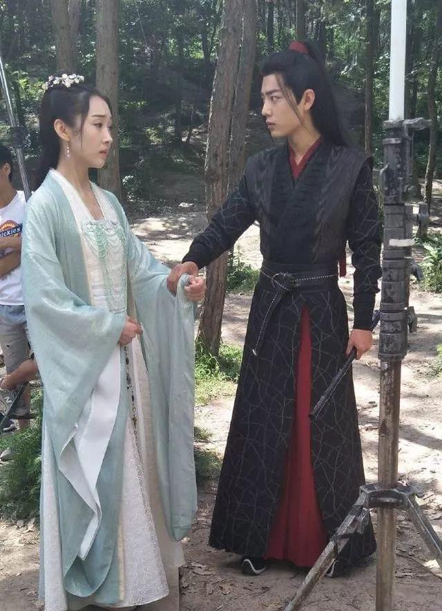 《陈情令》最初定妆曝光,江厌离简直就是大妈本人,网友:爱不了