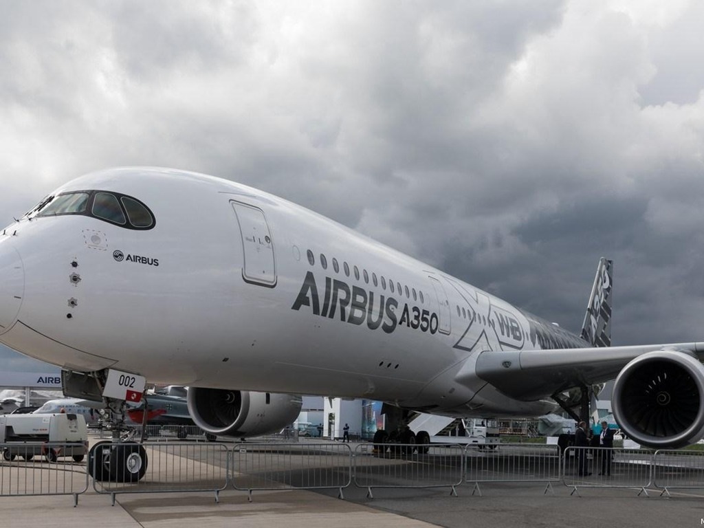                     原创            生日送模型给航空迷儿子富爸爸落错单买错真飞机