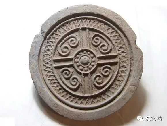 汉代瓦当的特点与秦图像瓦当的区别图像图案和文字瓦当