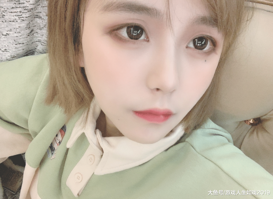 斗鱼美女主播纳豆大病初愈立刻复播,大主播如