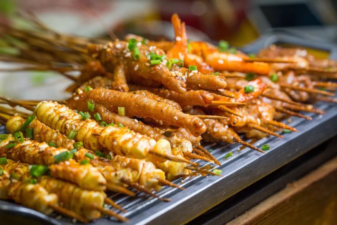 日销2万串,排队也要吃!粮道街的网红串串店,带