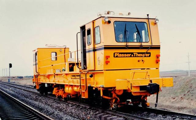 plasser&theurer dgs62n 道床动力稳定车