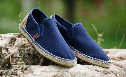 鞋子怎么洗不沾土 a6b3918911474a8c8aa43b293c485a56.jpeg