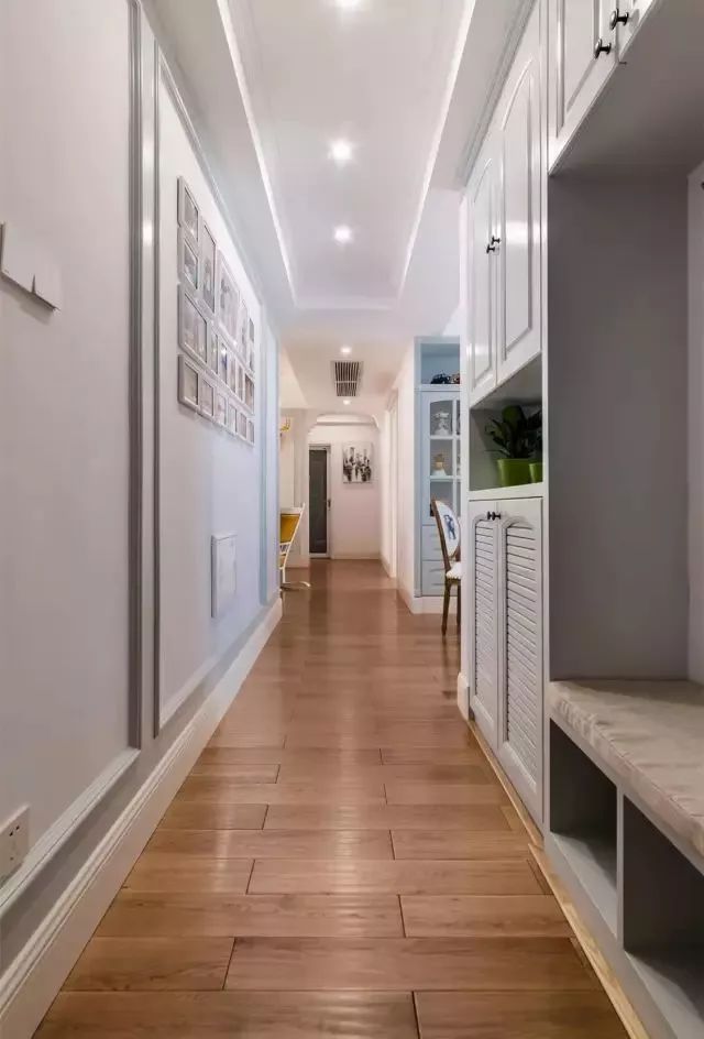 入户玄关怎么布置效果图 c5ab114e092a4767a9caa77446445013.jpeg